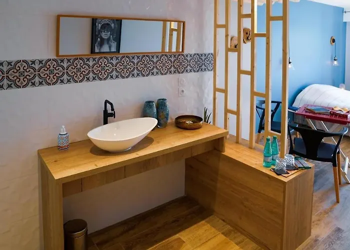Aquabella Hotel
