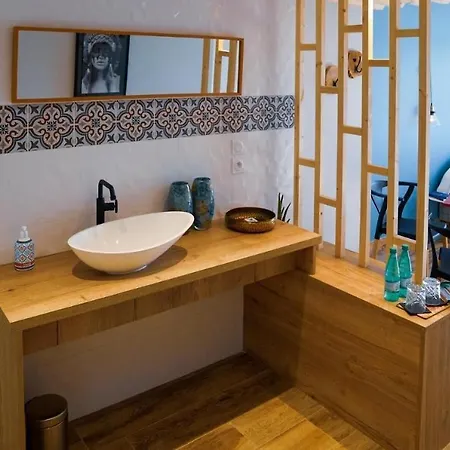 Aquabella Hotel